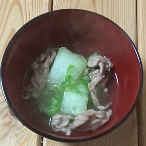 白菜と豚バラの食べるスープ